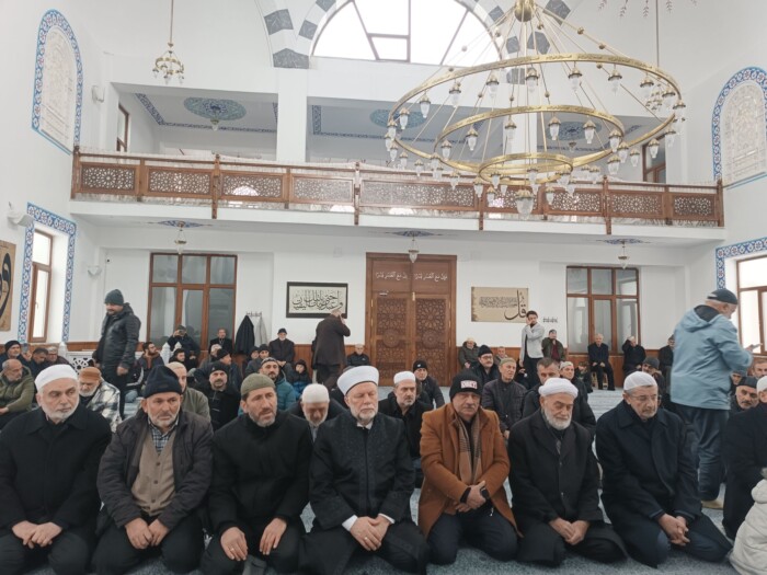 Akyazı Güneş Camii ibadete açıldı