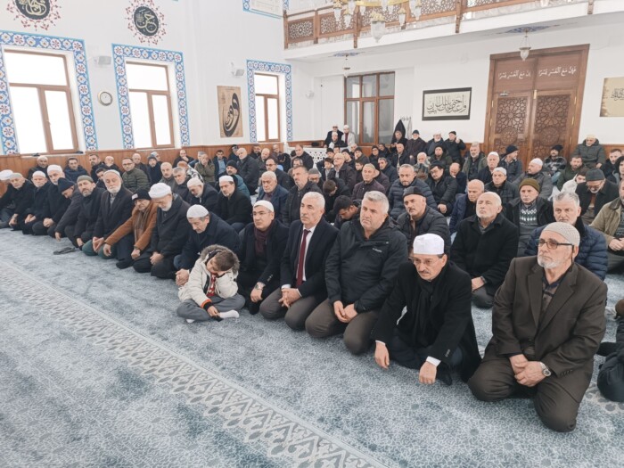 Akyazı Güneş Camii ibadete açıldı